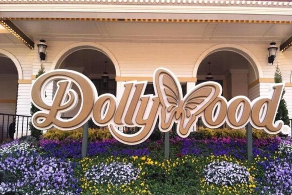 *Dog Friendly*Modern Home-Minutes To Dollywood, Gatlinburg, Smoky Mountains & Pigeon Forge! Exteriör bild
