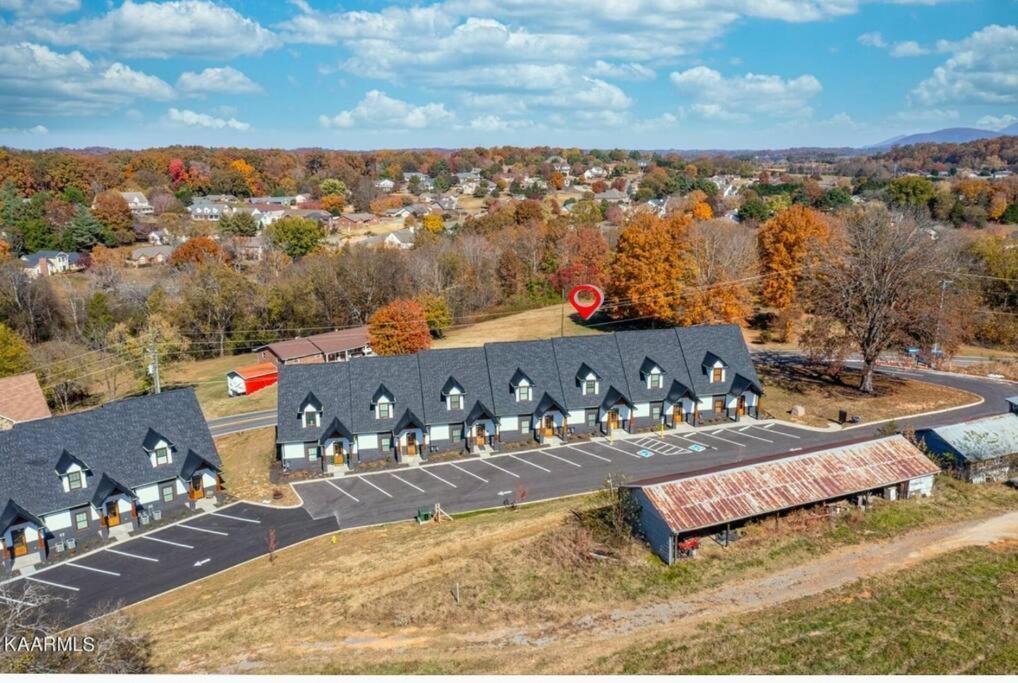 *Dog Friendly*Modern Home-Minutes To Dollywood, Gatlinburg, Smoky Mountains & Pigeon Forge! Exteriör bild